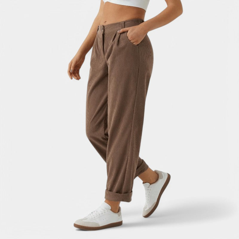 Gleame.-Broeken-Gleame Broek - Comfortabele casual corduroy damesbroek voor een relaxte stijl