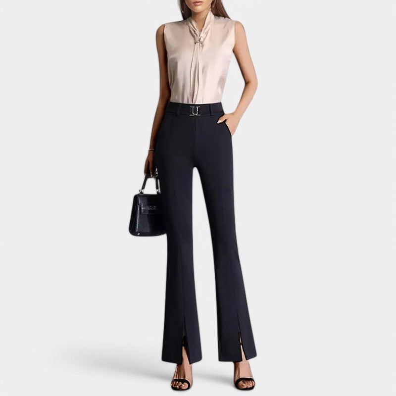 Gleame.-Broeken-Gleame Flared Broek - Luxe en speels voor een trendy uitstraling