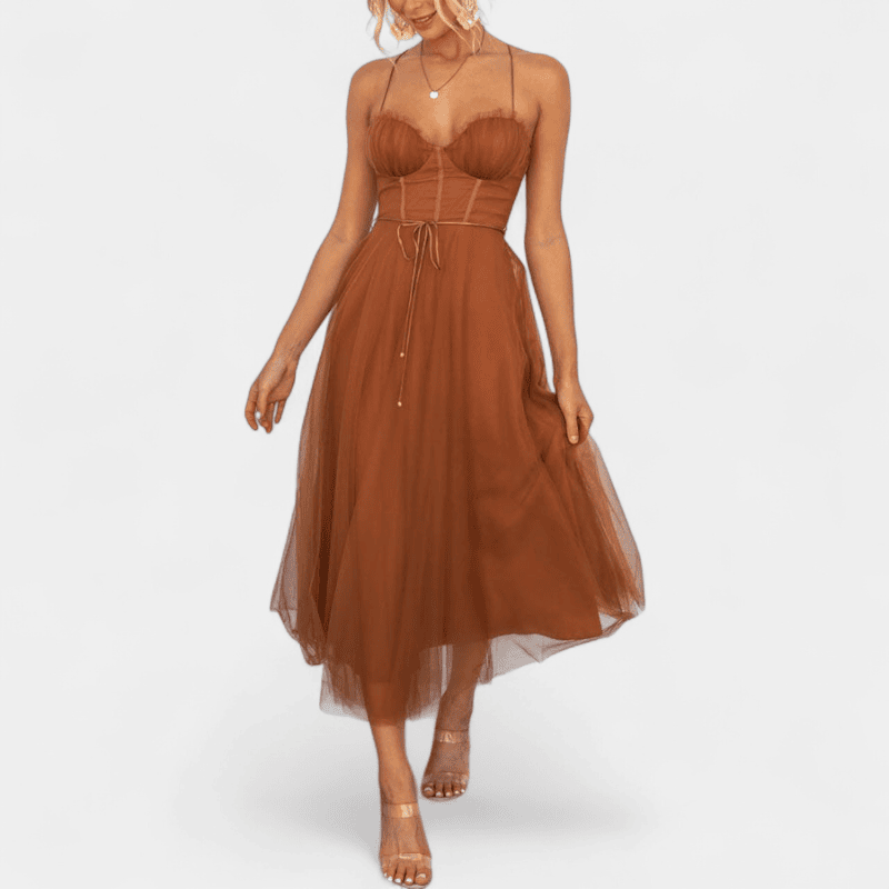 Gleame.-Gleame Jurk - Mouwloze mesh maxi-jurk met spaghetti bandjes en getailleerd lijfje