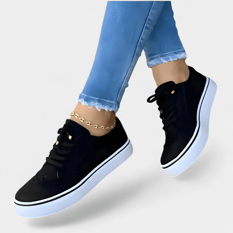 Gleame.-Gleame Sneakers - Leren platform sneakers met vetersluiting en comfortabele ronde neus