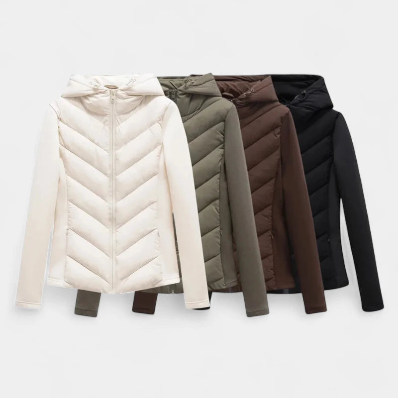 Gleame.-Jassen-Gleame Jas – Getailleerde damesjas met capuchon en lange mouwen