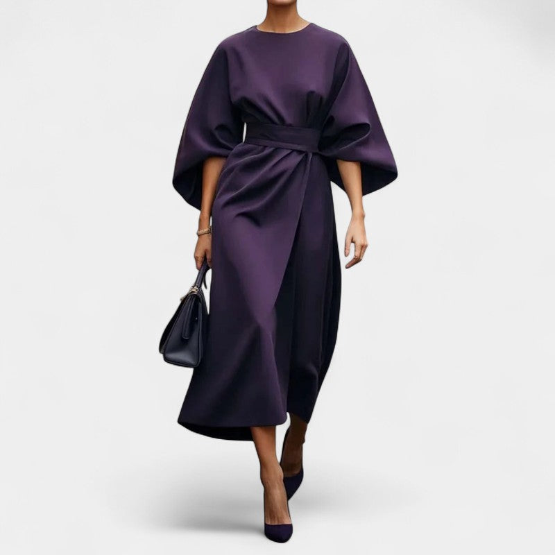 Gleame.-Jurken & Jumpsuits-Gleame Jurk - Elegante jurk met wijde mouwen en tailleband