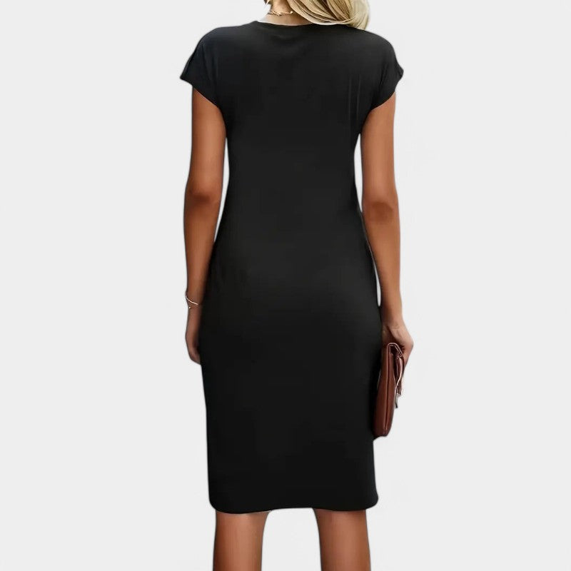 Gleame.-Jurken & Jumpsuits-Gleame Jurk - Elegante jurk met korte mouwen en geplooide taille