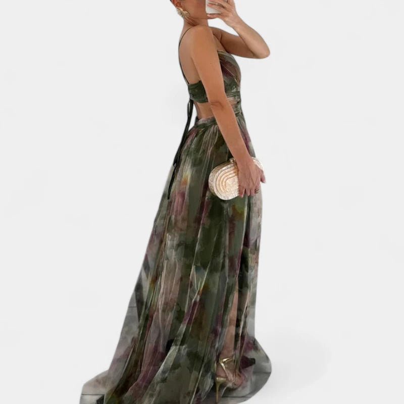 Gleame.-Jurken & Jumpsuits-Gleame Jurk – Maxi damesjurk met kleurrijke print en spaghetti bandjes voor een elegante look