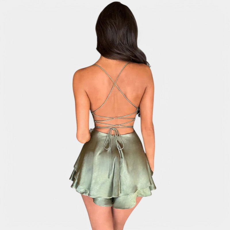 Gleame.-Jurken & Jumpsuits-Gleame Jurk - Sexy backless jurk met spaghetti bandjes en ruffles