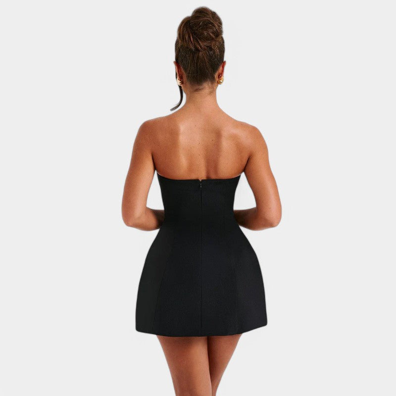 Gleame.-Jurken & Jumpsuits-Gleame Jurk - Strapless off shoulder mini jurk voor feesten