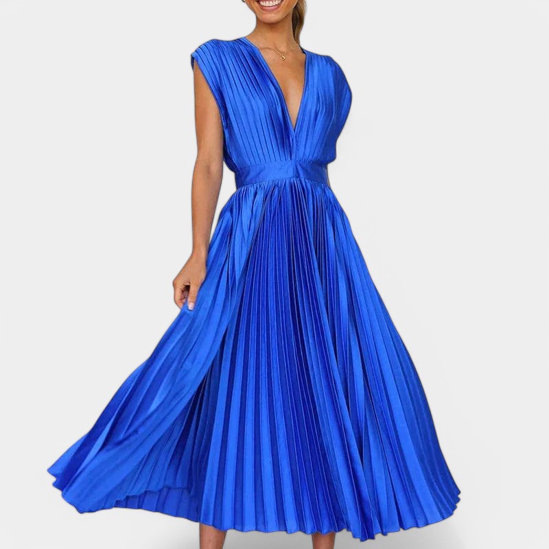 Gleame.-Jurken & Jumpsuits-Gleame Maxi-jurk - Geplooide maxi-jurk met V-hals voor elegante stijlen