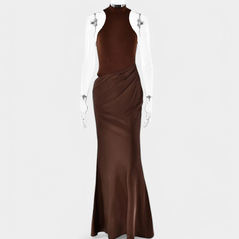 Gleame.-Jurken & Jumpsuits-Gleame Maxi-jurk - Sexy satijnen jurk met hoge taille