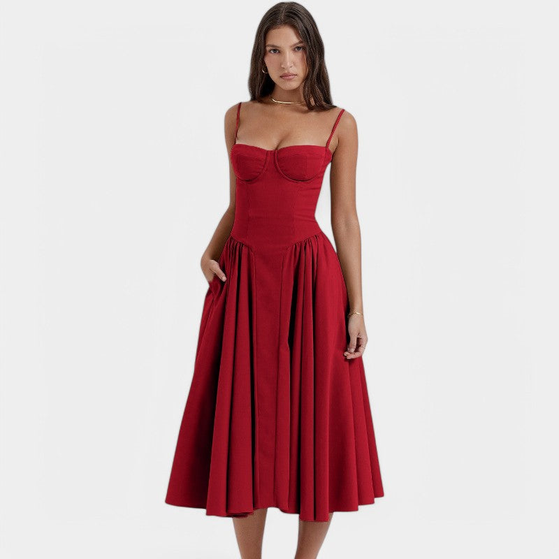 Gleame.-Jurken & Jumpsuits-Gleame Midi-jurk - Elegante spaghetti strap met fit and flare design