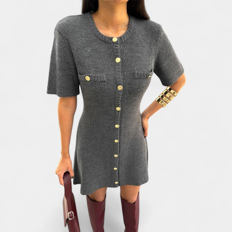 Gleame.-Jurken & Jumpsuits-Gleame jurk - Casual jurk met korte mouwen en gebreid ontwerp