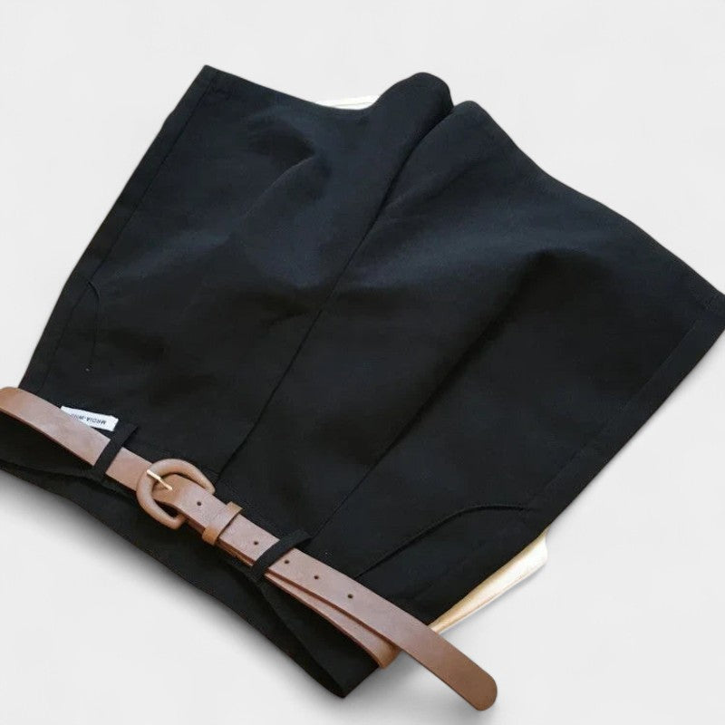 Gleame.-Korte broeken-Gleame Korte Broek - Casual short met hoge taille voor dames