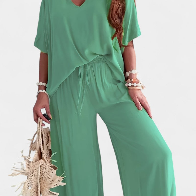 Gleame.-Outfit sets-Gleame Outfitset - Casual set met half mouw V-hals top en wijde broek