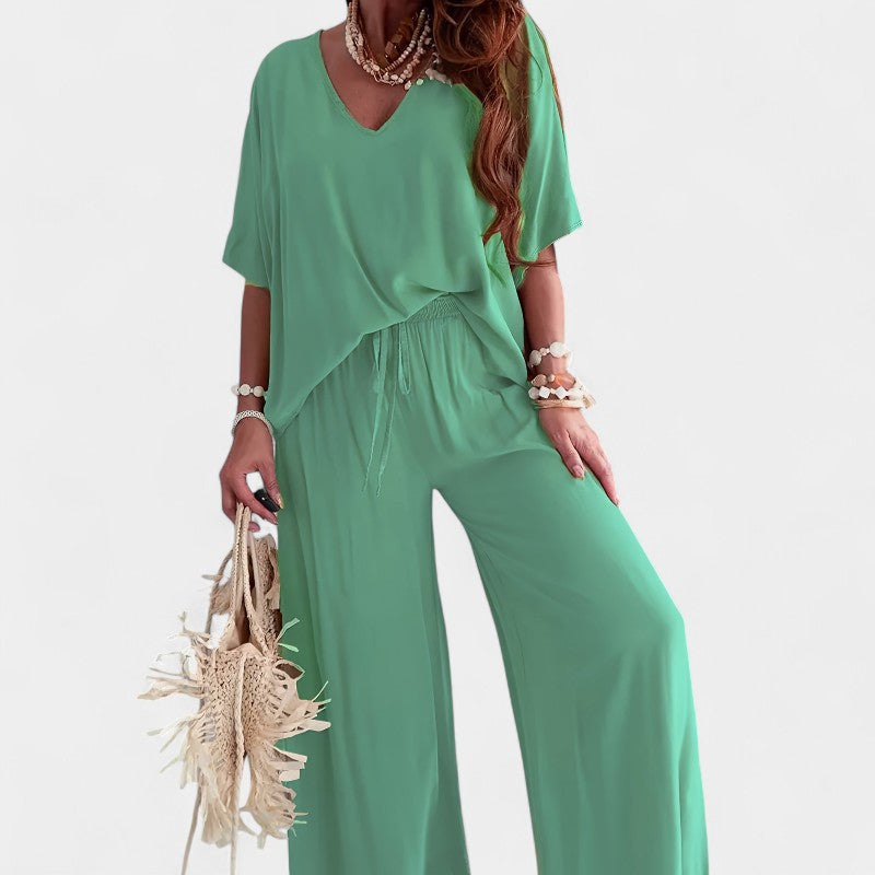 Gleame.-Outfit sets-Gleame Outfitset - Casual set met half mouw V-hals top en wijde broek