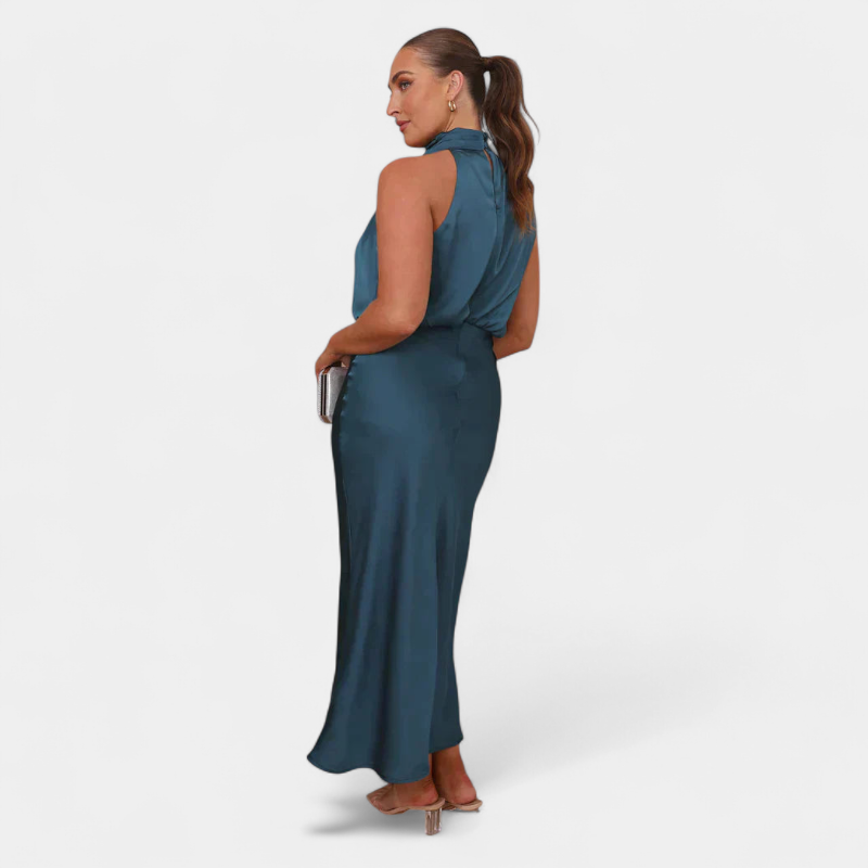 Gleame.-Party dress-Gleame Jurk - Satijnen midi-jurk met halternek en elegante plooival