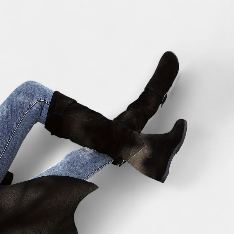 Gleame.-Schoenen-Gleame Dameslaarzen - Stijlvolle laarzen met geplooid ontwerp en gespsluiting