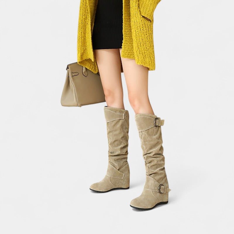 Gleame.-Schoenen-Gleame Dameslaarzen - Stijlvolle laarzen met geplooid ontwerp en gespsluiting