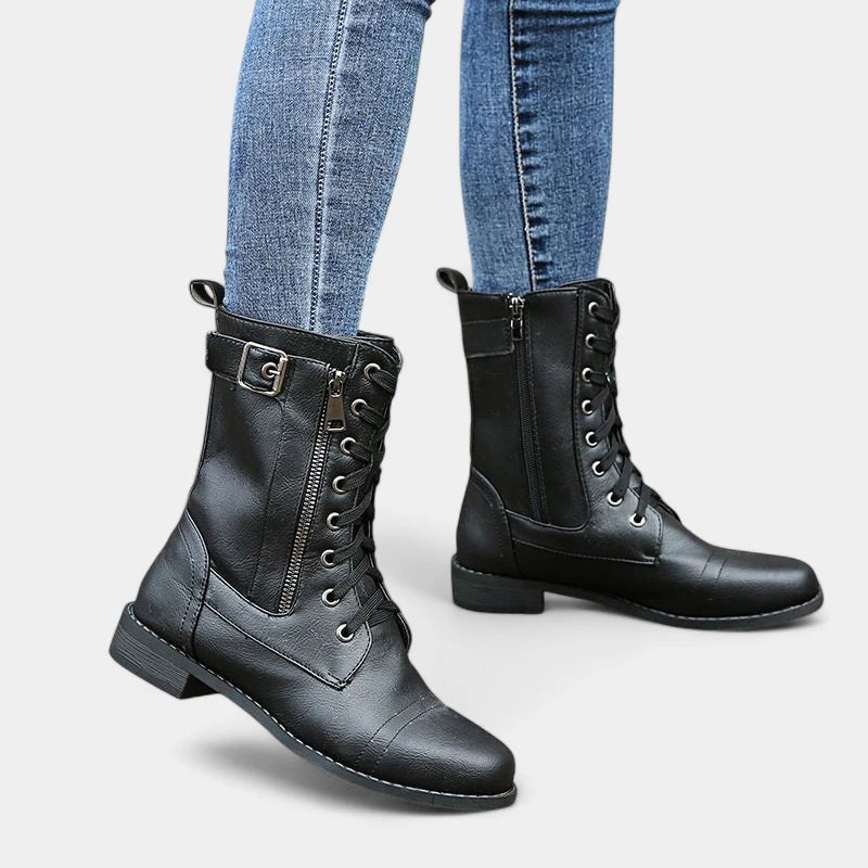 Gleame.-Schoenen-Gleame Mid-calf boots - Lederen veterschoenen met zijrits en gespsluiting voor dames