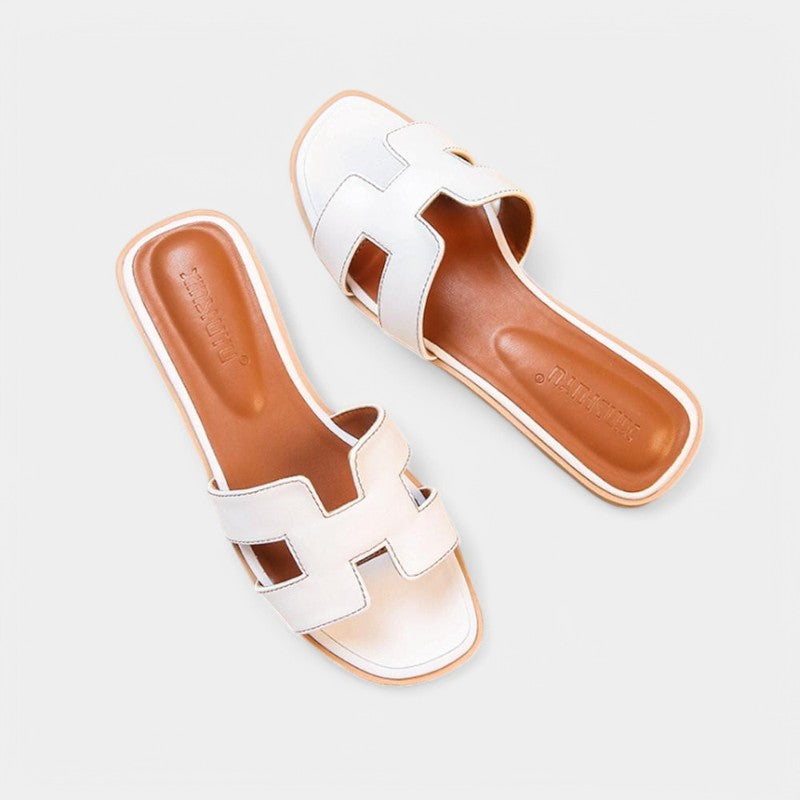 Gleame.-Schoenen-Gleame Platte Sandalen - Draag ze met elegantie en stijl