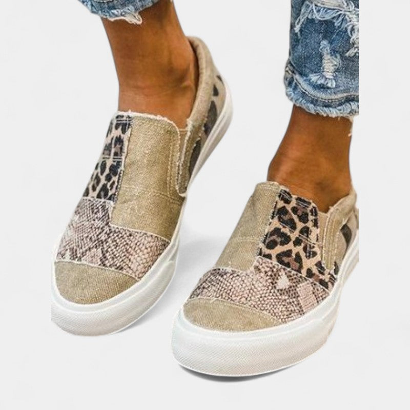 Gleame.-Schoenen-Gleame Sneakers - Vrouwelijke casual platte sneakers in denim