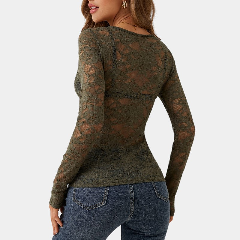 Gleame.-T-shirts & hemden-Gleame Top - Elegante V-hals top met bloemenkant en lange mouwen