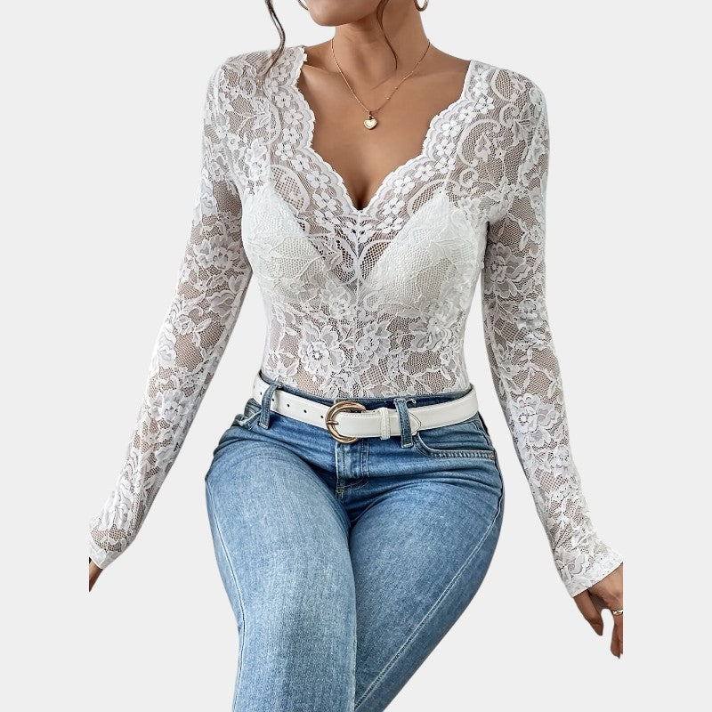 Gleame.-T-shirts & hemden-Gleame Top - Elegante V-hals top met bloemenkant en lange mouwen