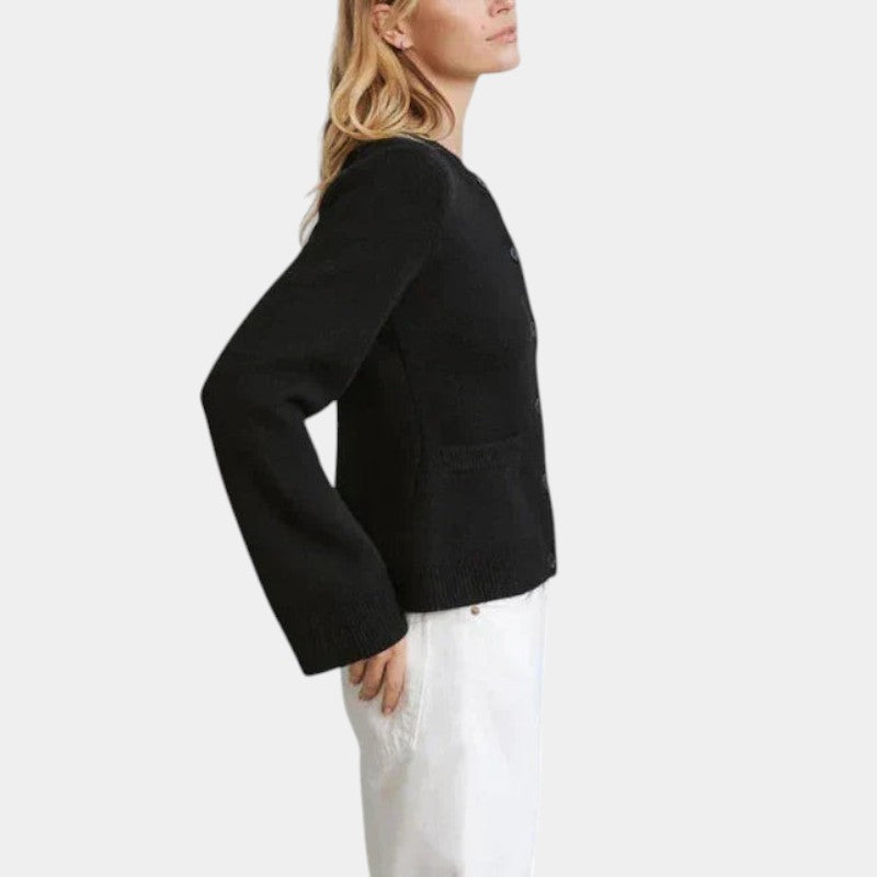 Gleame.-Truien & Vesten-Gleame Cardigan - Elegant wol cardigan voor elke gelegenheid