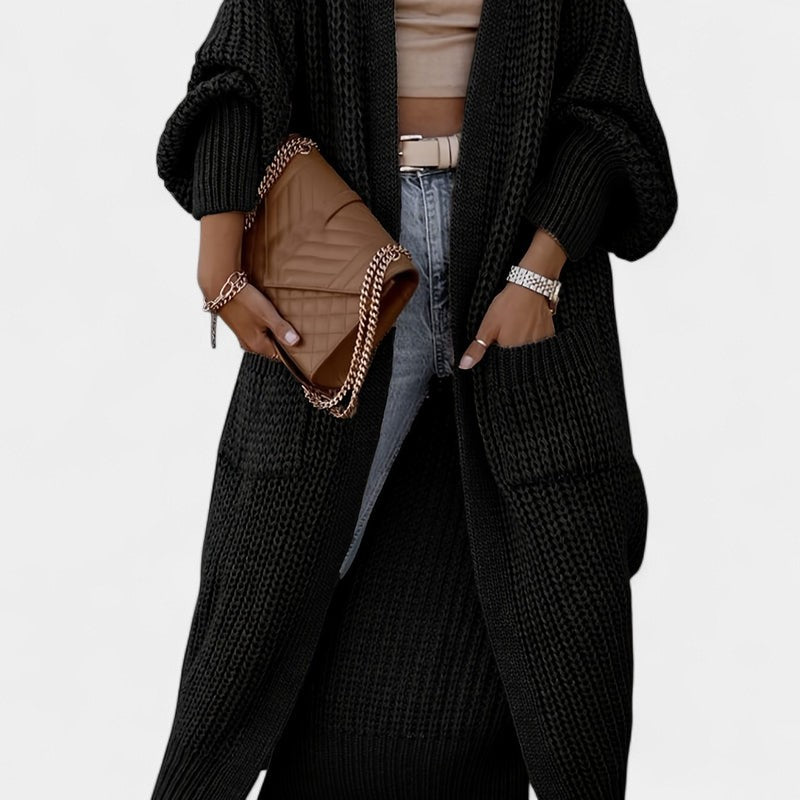 Gleame.-Truien & Vesten-Gleame Damesvest - Lang vest met lange mouwen en verfijnde uitstraling