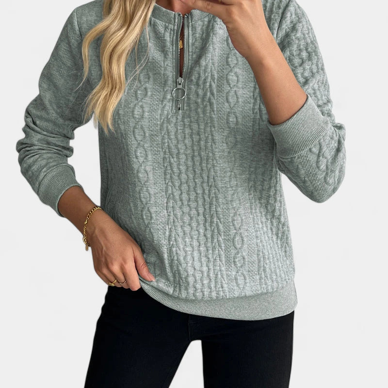 Gleame.-Truien & Vesten-Gleame Sweater - Gebreide damestrui met halve rits en lange mouwen
