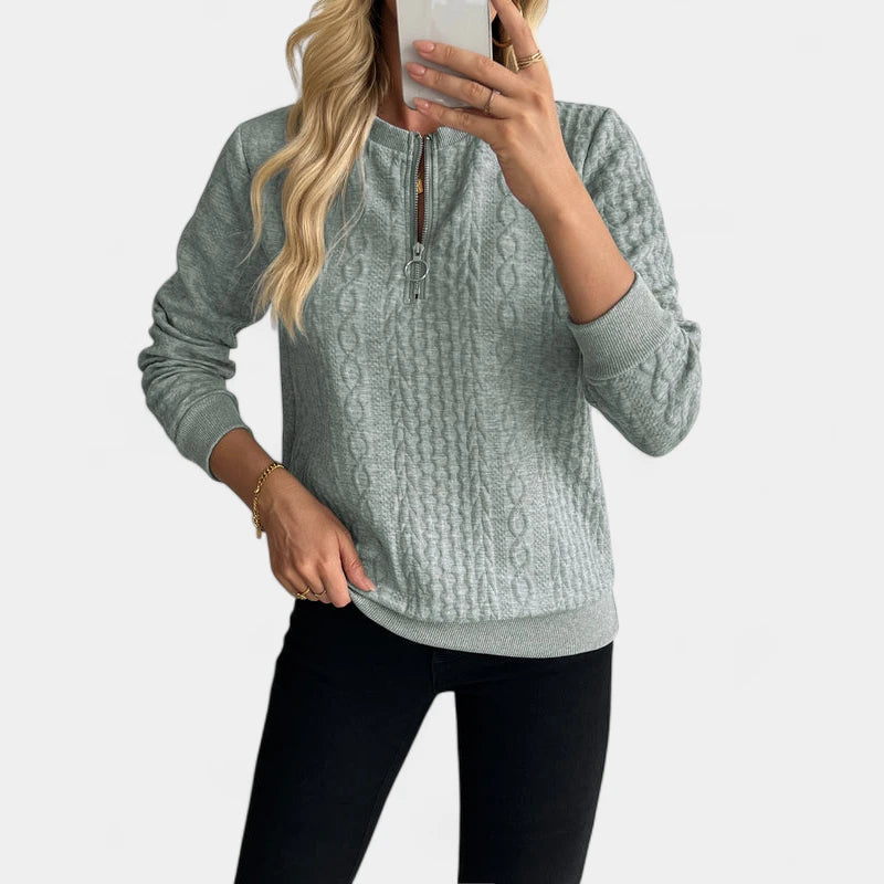 Gleame.-Truien & Vesten-Gleame Sweater - Gebreide damestrui met halve rits en lange mouwen