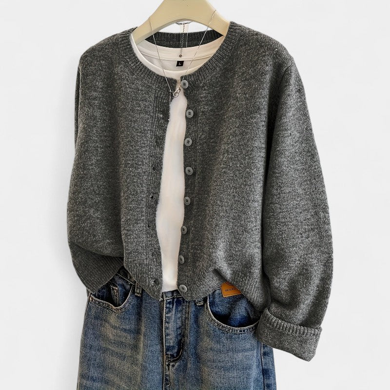 Gleame.-Truien & Vesten-Gleame Trui - Casual trui met knopen en lange mouwen