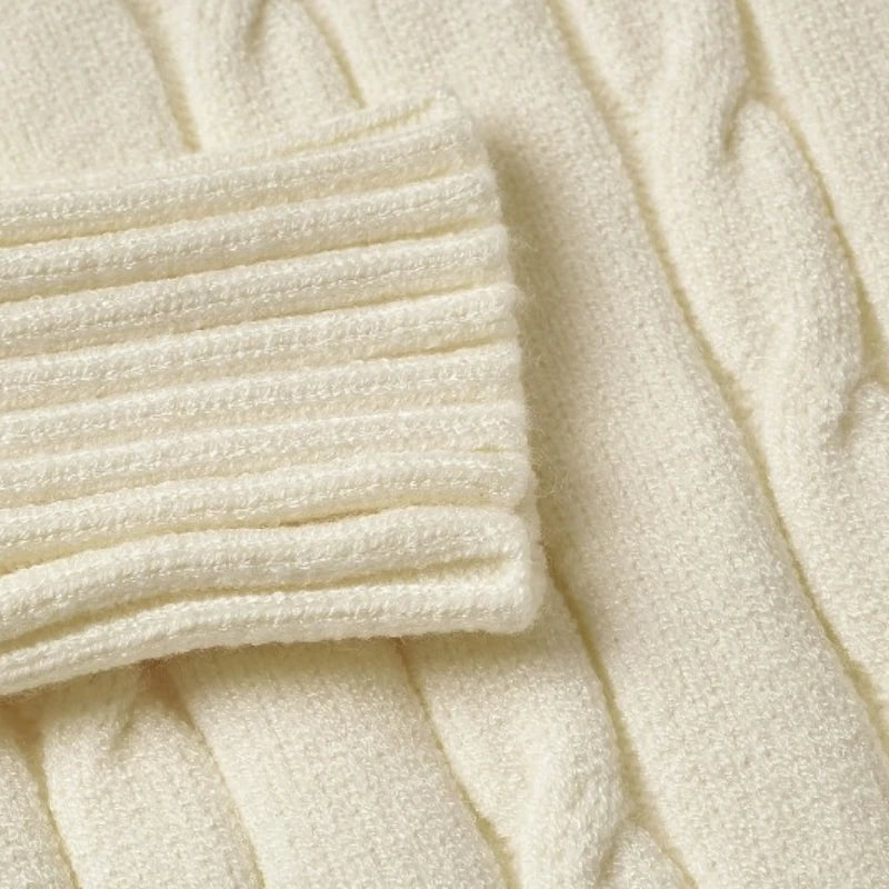 Gleame.-Truien & Vesten-Gleame Trui - Elegante V-hals trui met lange mouwen en fijn gebreid materiaal