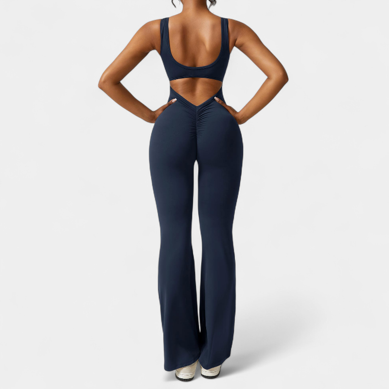 Gleame.-jumpsuit-Gleame Jumpsuit - Strakke flared pants jumpsuit met v-back voor dames