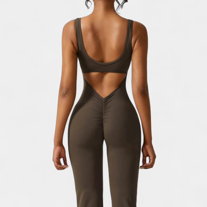 Gleame.-jumpsuit-Gleame Jumpsuit - Strakke flared pants jumpsuit met v-back voor dames