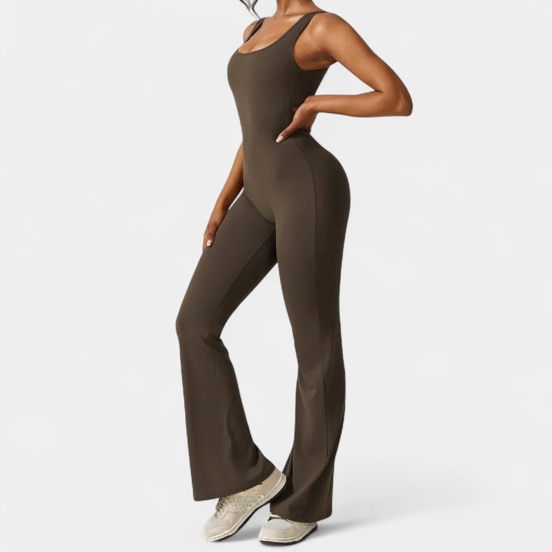 Gleame.-jumpsuit-Gleame Jumpsuit - Strakke flared pants jumpsuit met v-back voor dames
