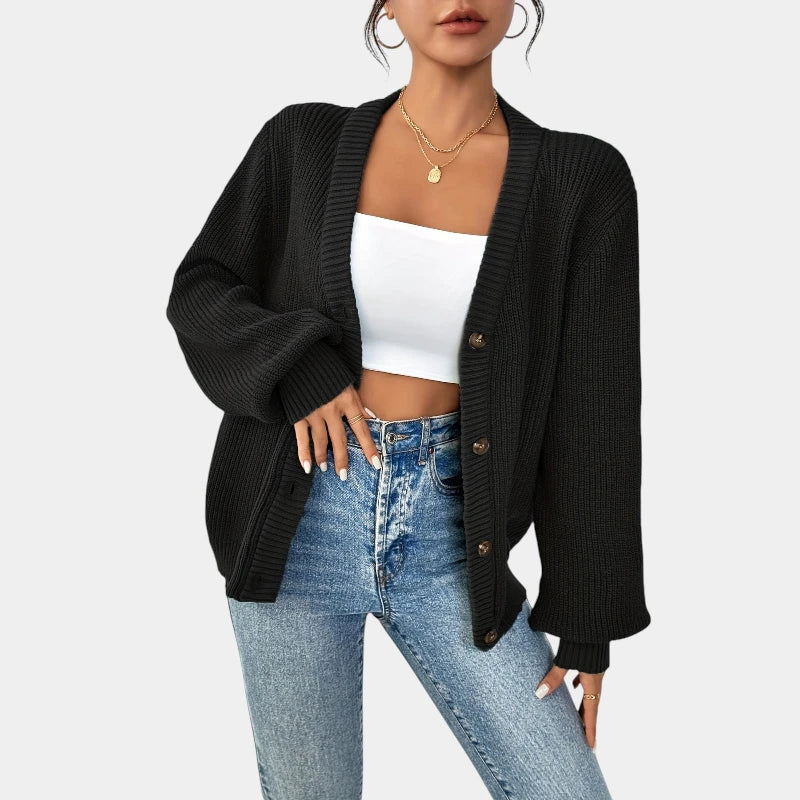 Gleame.-Truien & Vesten-Gleame Cardigan - Elegante gebreide cardigan met knopen en V-hals