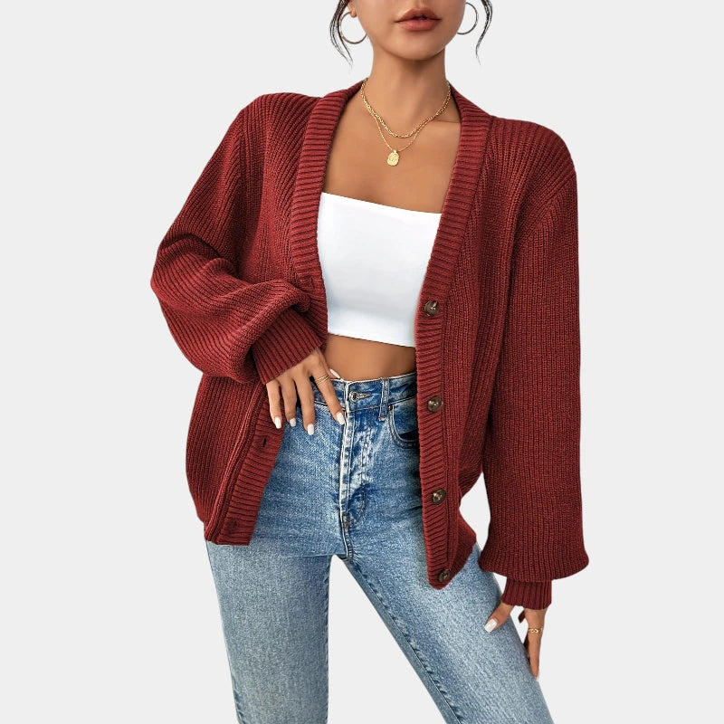 Gleame.-Truien & Vesten-Gleame Cardigan - Elegante gebreide cardigan met knopen en V-hals