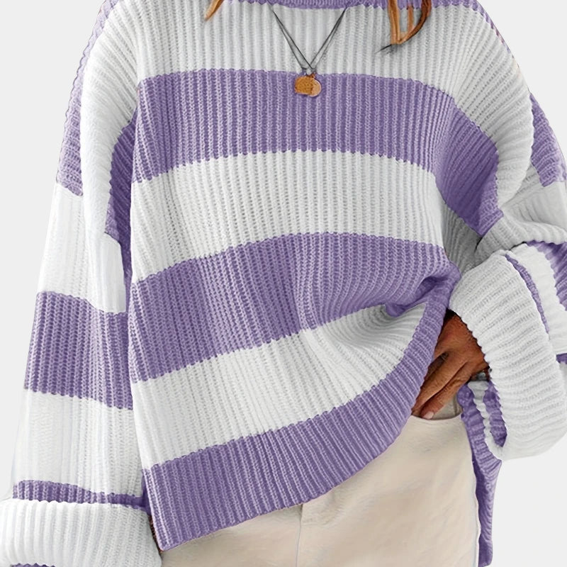 Gleame.-Truien & Vesten-Gleame Trui - Losse trui met lange mouwen en ronde hals in gestreept ontwerp