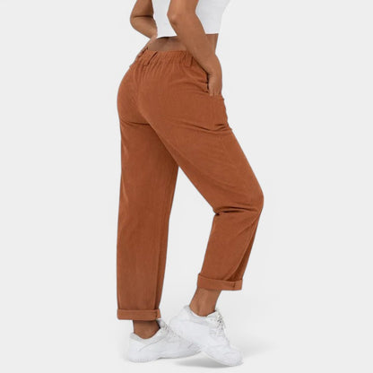 Gleame.-Broeken-Gleame Broek - Elegante plus size corduroy broek met hoge taille