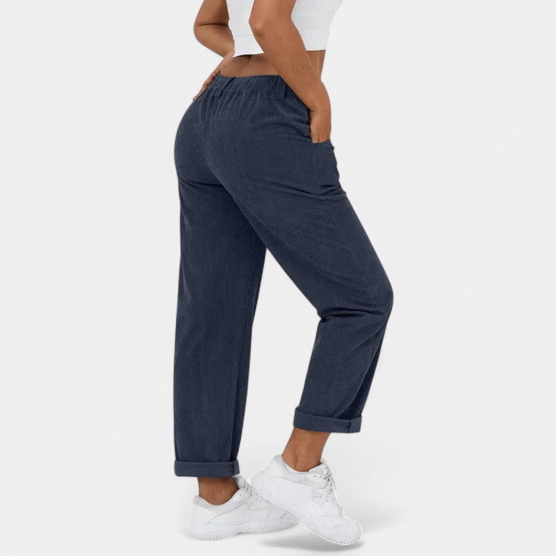 Gleame.-Broeken-Gleame Broek - Elegante plus size corduroy broek met hoge taille