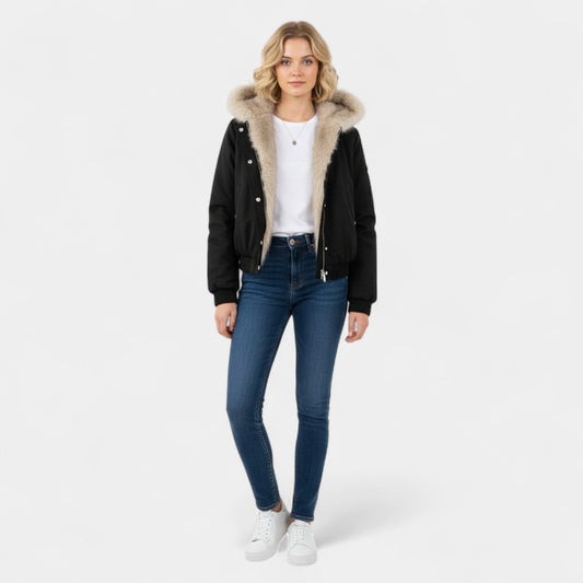 Gleame.-Dames jas-Gleame | Dames Jas Kort Model Zwart Capuchon met Randafwerking Ritssluiting