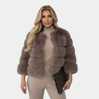 Gleame.-Damesjas-Gleame | Dames Jas van Imitatiebont met Driekwartmouwen en Haaksluiting