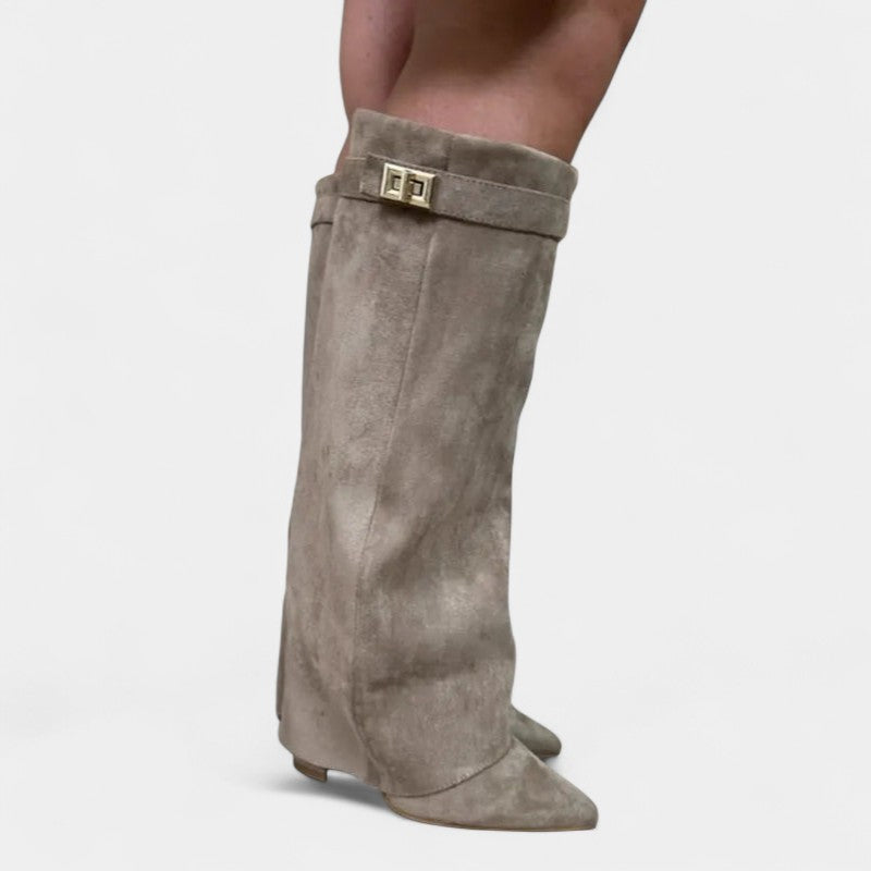 Gleame.-Dameslaarzen-Gleame | Dames Suèdelaarzen met Brede Schacht en Lage Hak