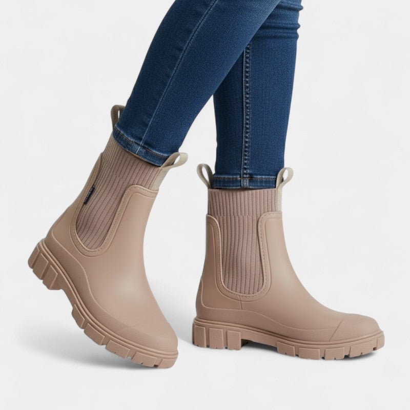 Gleame.-Enkellaarzen-Gleame | Dames enkellaarzen van rubber met ribgebreide schacht