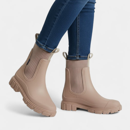 Gleame.-Enkellaarzen-Gleame | Dames enkellaarzen van rubber met ribgebreide schacht