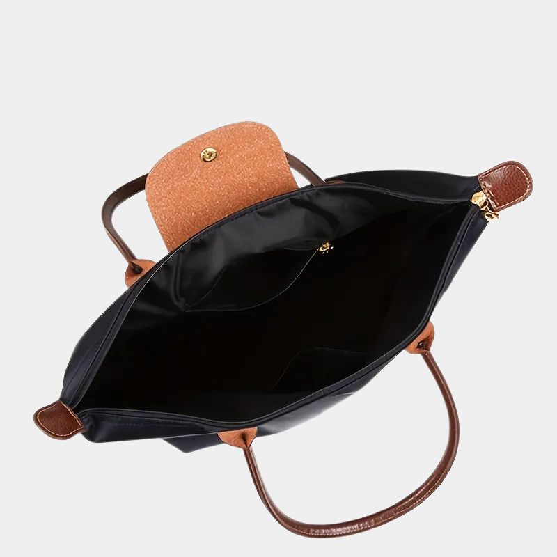 Gleame Handbag – Elegant and spacious women's handbag for everyday use