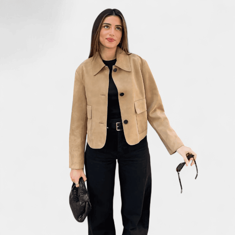 Gleame.-Gleame Jas - Vintage cropped jas van suèdine met lange mouwen en klepzakken