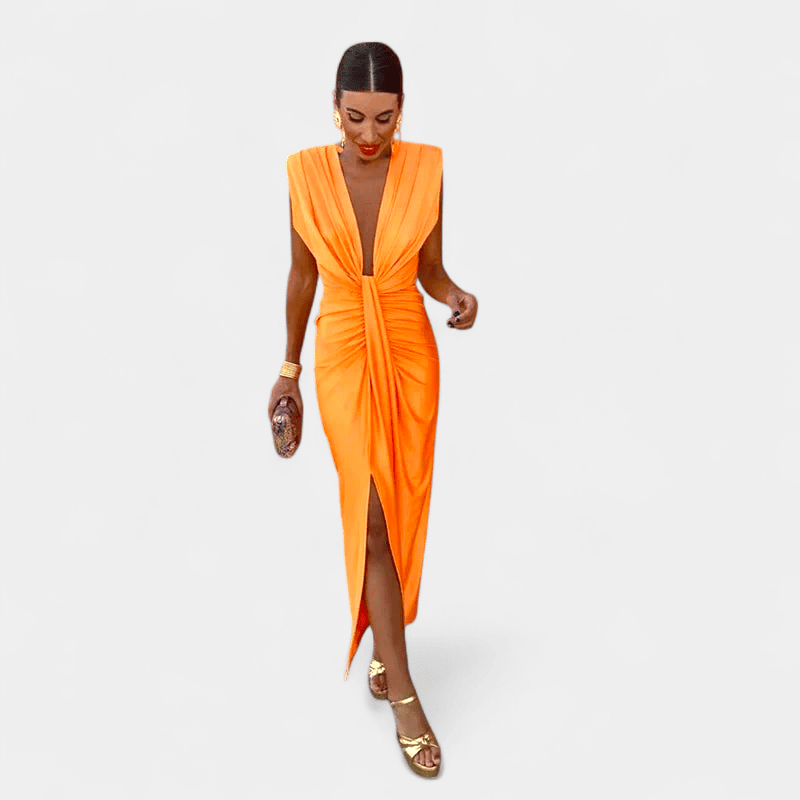 Gleame.-Gleame Jurk - Mouwloze satijnen bodycon-jurk met diepe V-hals en geplooid detail