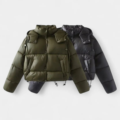 Gleame.-Jas-Gleame | Dames gewatteerde jas met capuchon en korte lengte