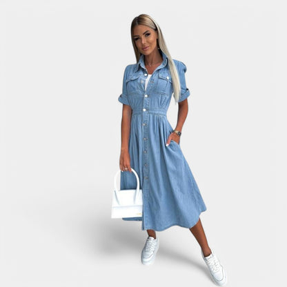 Gleame.-Jurken &amp; Jumpsuits-Gleame Denim jurk - Trendy denim dress voor elke gelegenheid