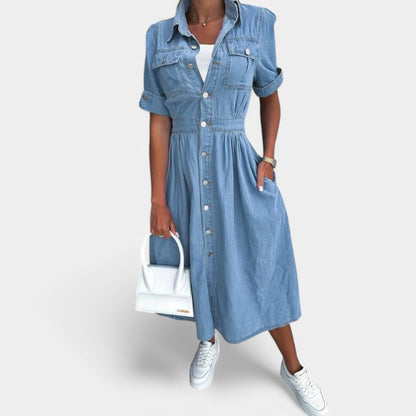 Gleame.-Jurken &amp; Jumpsuits-Gleame Denim jurk - Trendy denim dress voor elke gelegenheid